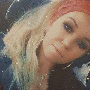 Meet your Posher, Kay